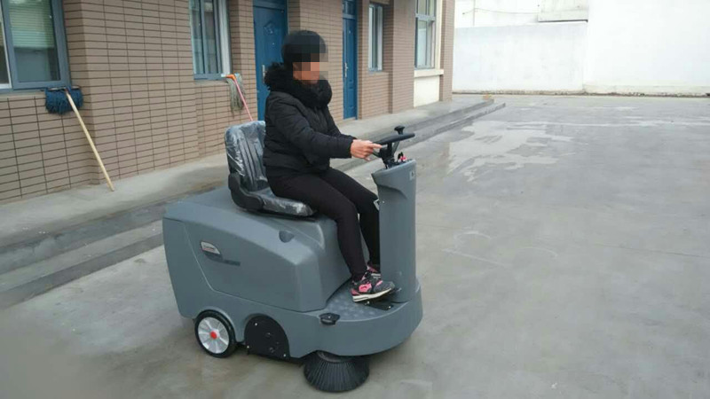工廠用清掃車，掃地效果怎么樣?