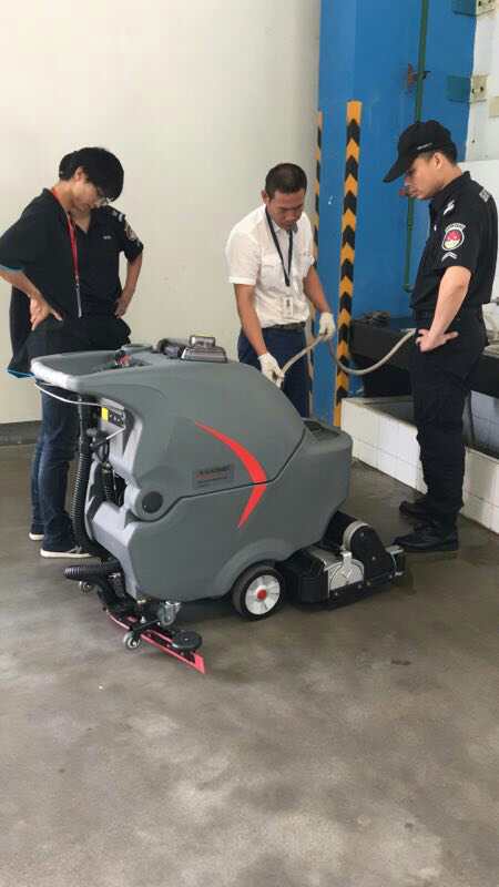 手推式工廠洗地機(jī)的洗地效果如何？